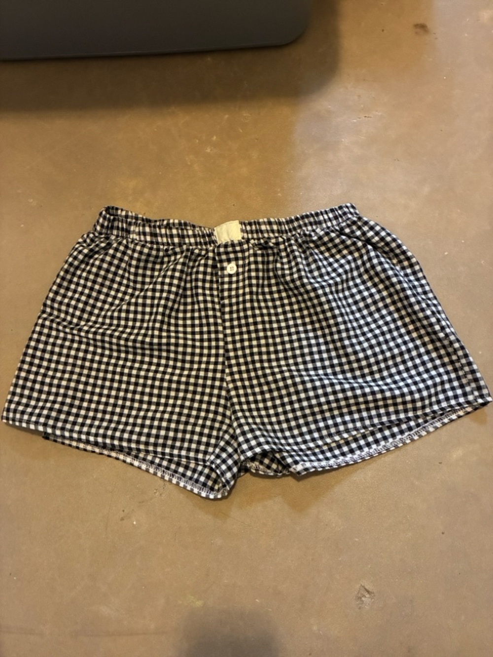 Black & White Gingham Women’s Shorts - Casual Elastic Waist